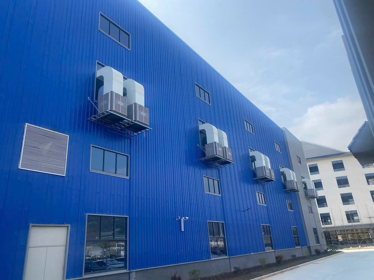 lắp đặt quạt hơi nước công nghiệp